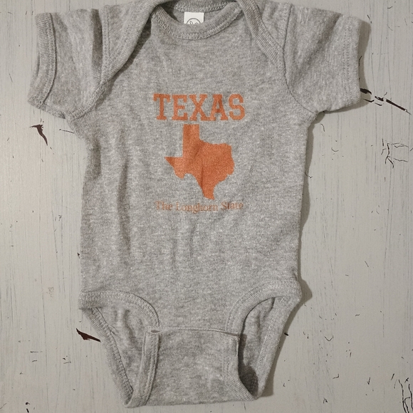 Rabbit Skins Other - 4/$15 UT Longhorn Onesie